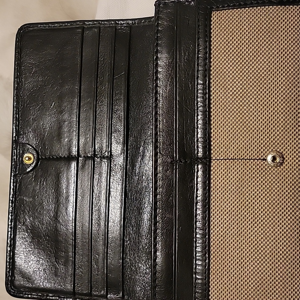 Chloe Beige Canvas and Black Leather Wallet - Picture 7 of 11